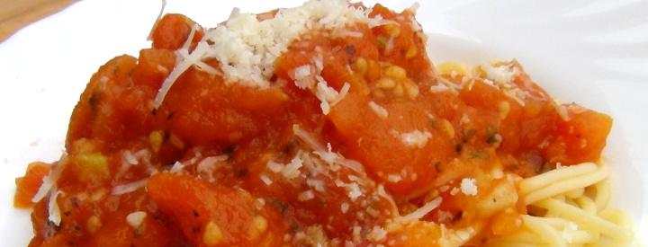 Zdravé špagety s rajčaty