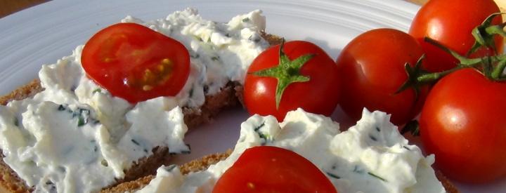 Zdravá pomazánka s bylinkami